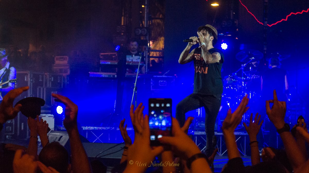 Fabrizio Moro a Vasto Marina 15 Agosto 2017