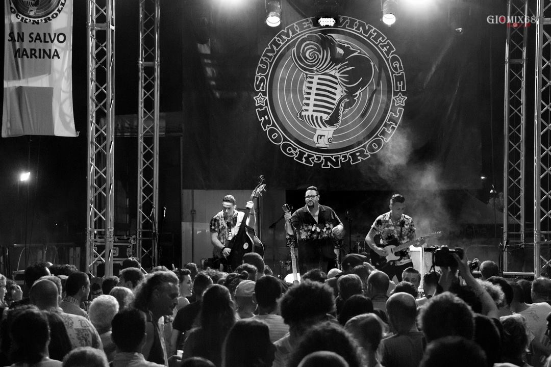 Il 12 e 13 Agosto la marina si colora con il ‘Summer Vintage Rock