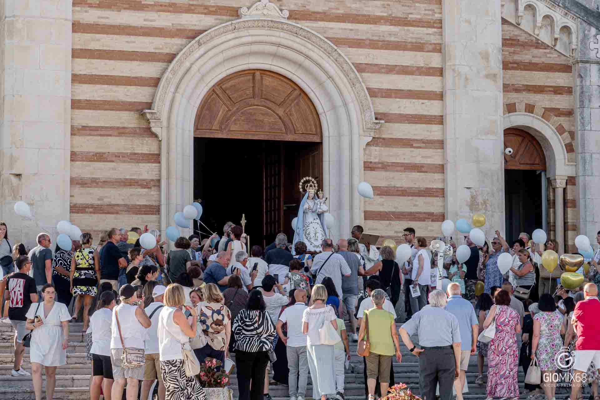 Il rientro della statua della Madonna delle Grazie nel suo Santuario a Monteodorisio